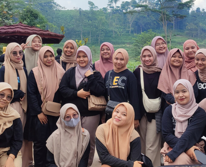 Pentingnya Peningkatan Kapasitas Tutor pada Bimbingan Belajar